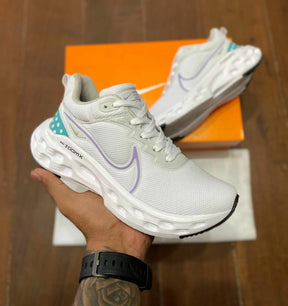 Tênis Nike Zoom X - Branco