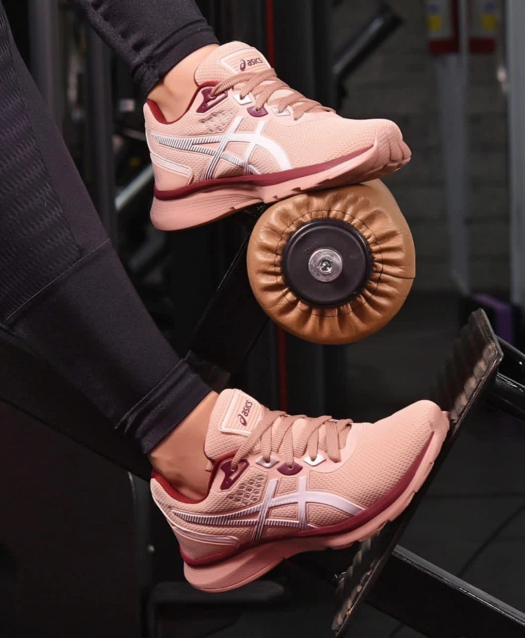 Tênis Asics Carbono - Nude