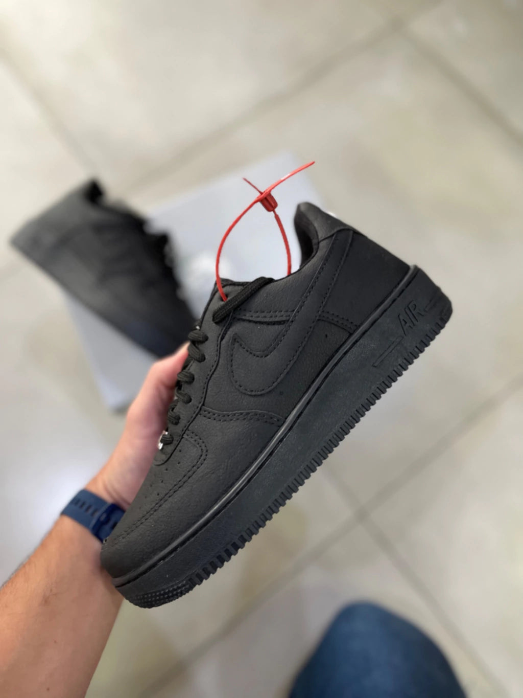 Tênis Nike Air Force 1 - Premium Preto