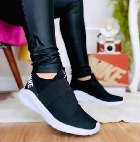 Tênis Nike Meia