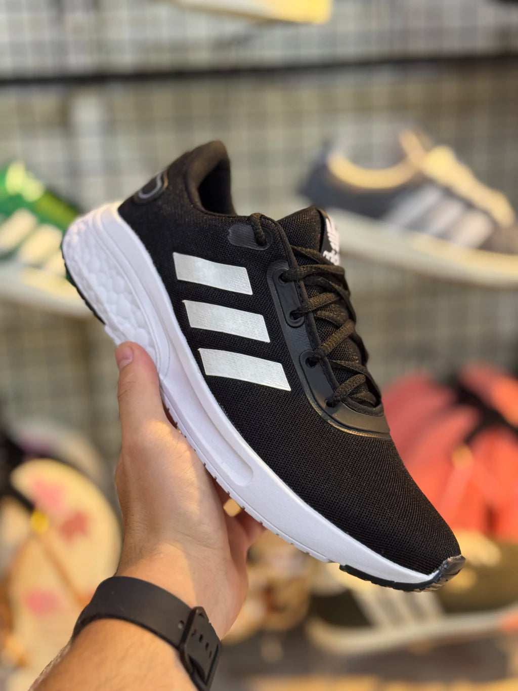 Tênis Adidas Básico - Preto