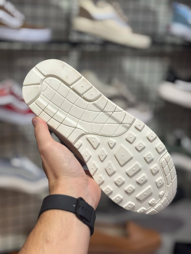 Tênis Nike Air Max SC - Areia