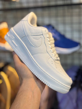 Tênis Nike Air Force 1 - Premium Branco