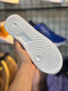 Tênis Nike Air Force 1 - Premium Branco